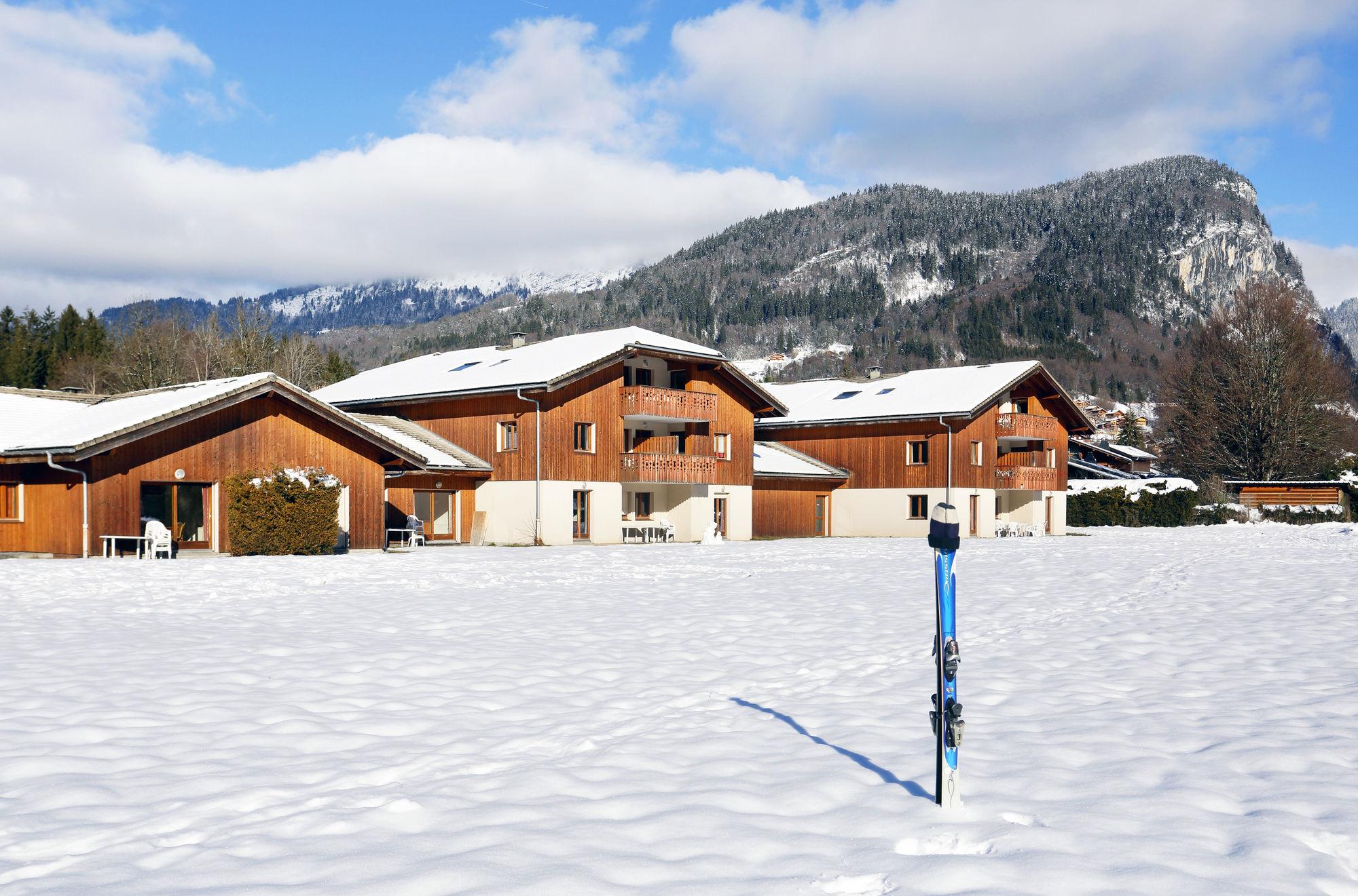Residence Nemea Le Grand Tetras Samoens Bagian luar foto